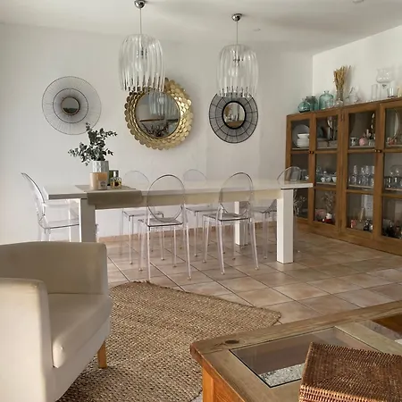 Avec Piscine Et Jardin Prives, Cosy Avec Clim