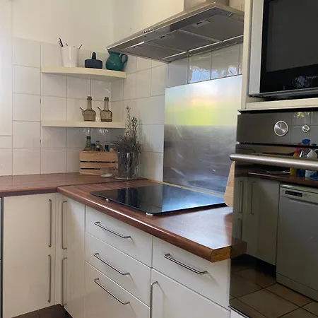 Avec Piscine Et Jardin Prives, Cosy Avec Clim Vila Nîmes